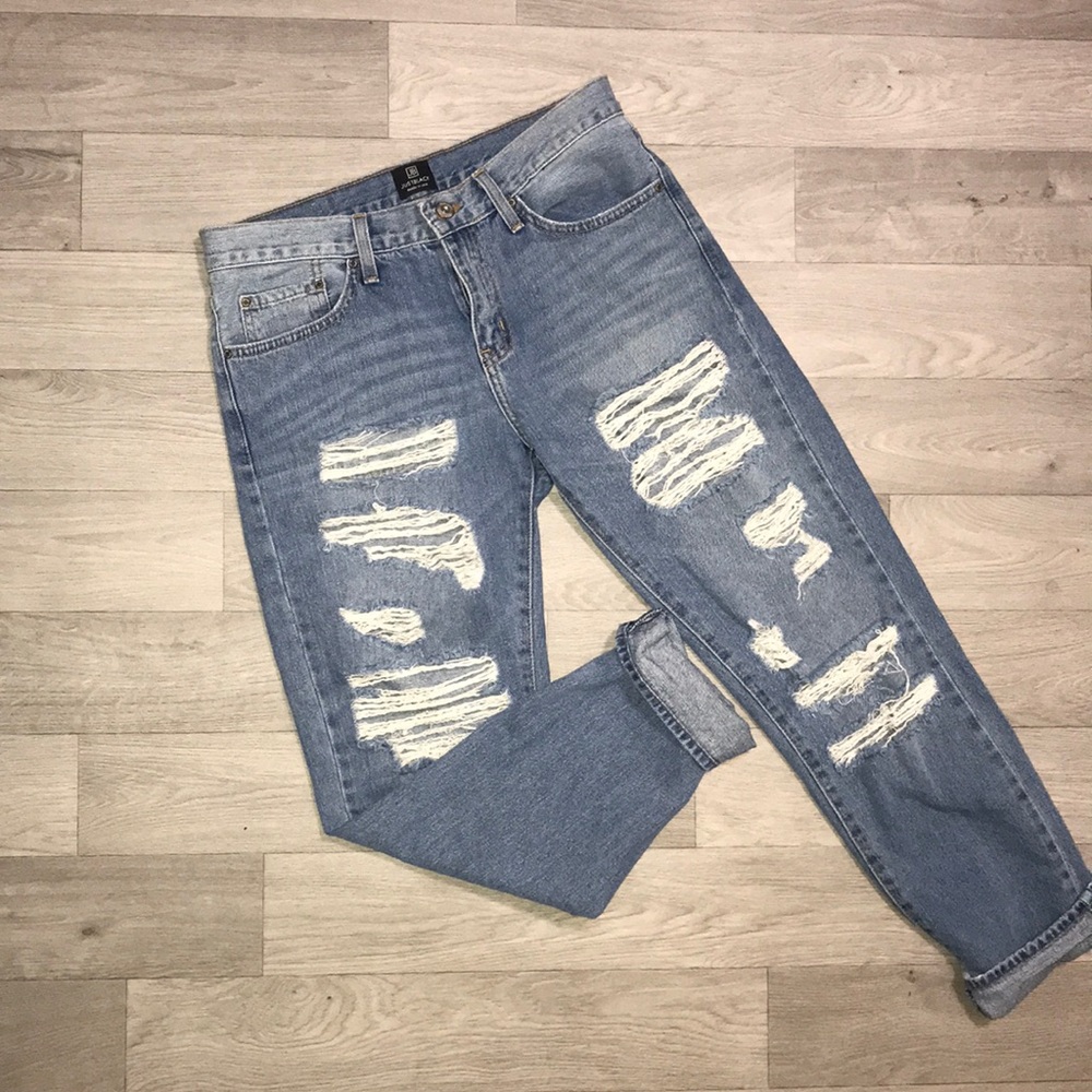 Distressed jeans like new